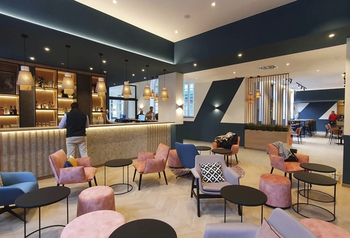 Bar im B&B Hotel Hasselt