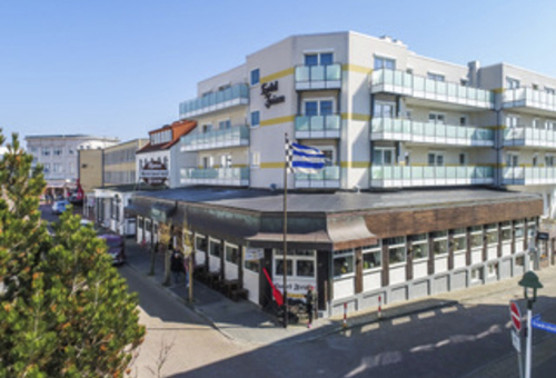 Außenansicht des Hotel Friese auf Norderney