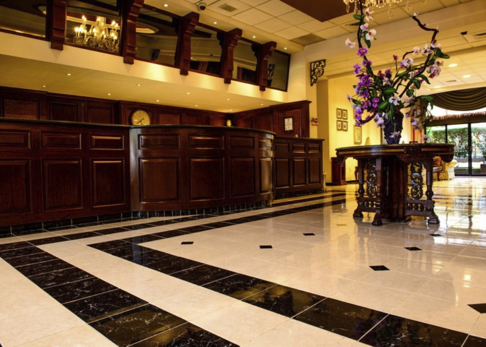 Rezeption des Plaza Campeche Hotel