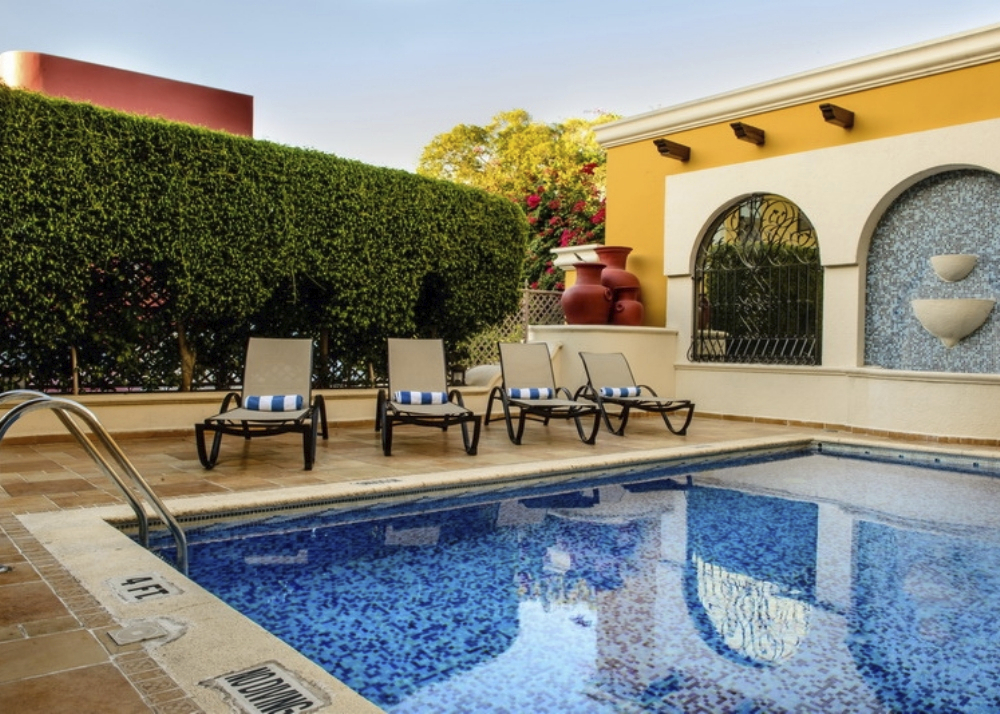 Pool des Plaza Campeche Hotel